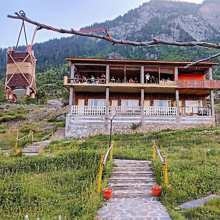 Khana Badosh Resort Kalam Экстерьер фото