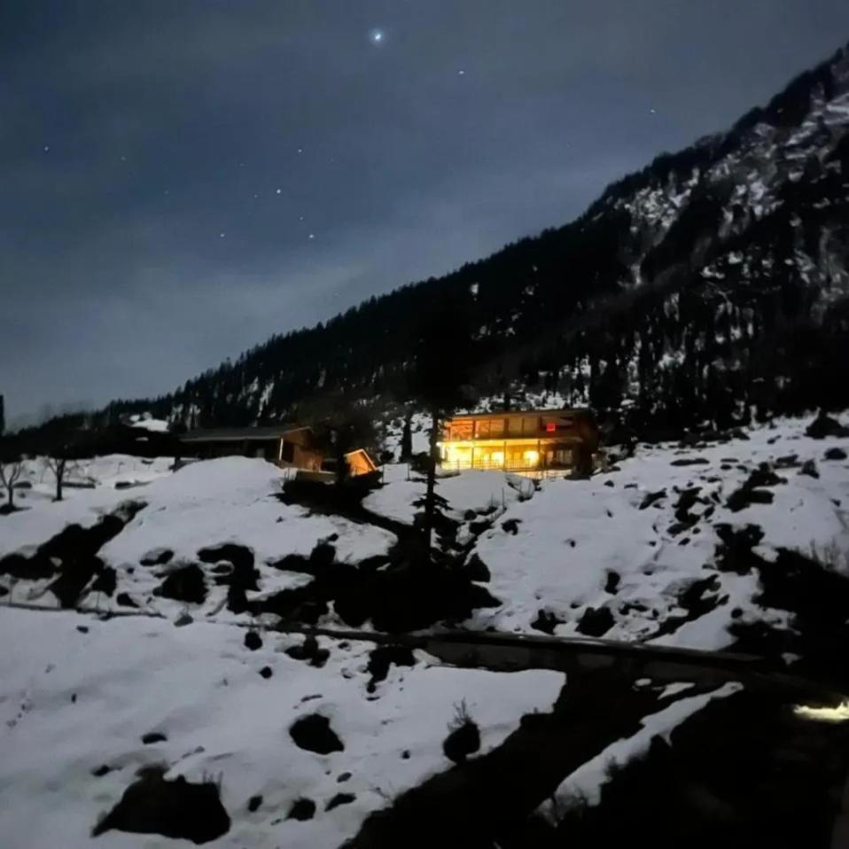 Khana Badosh Resort Kalam Экстерьер фото