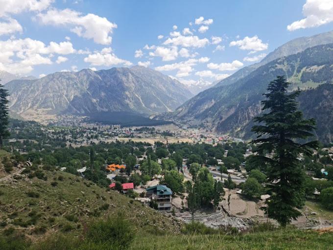 Khana Badosh Resort Kalam Экстерьер фото