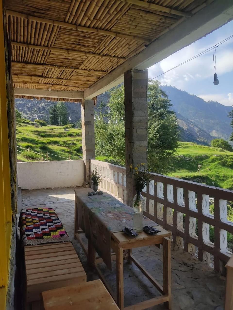Khana Badosh Resort Kalam Экстерьер фото